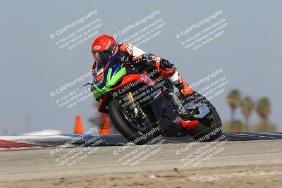 media/Mar-24-2025-2WTD (Mon) [[55b4b08488]]/B Group/1120am (Outside Grapevine)/